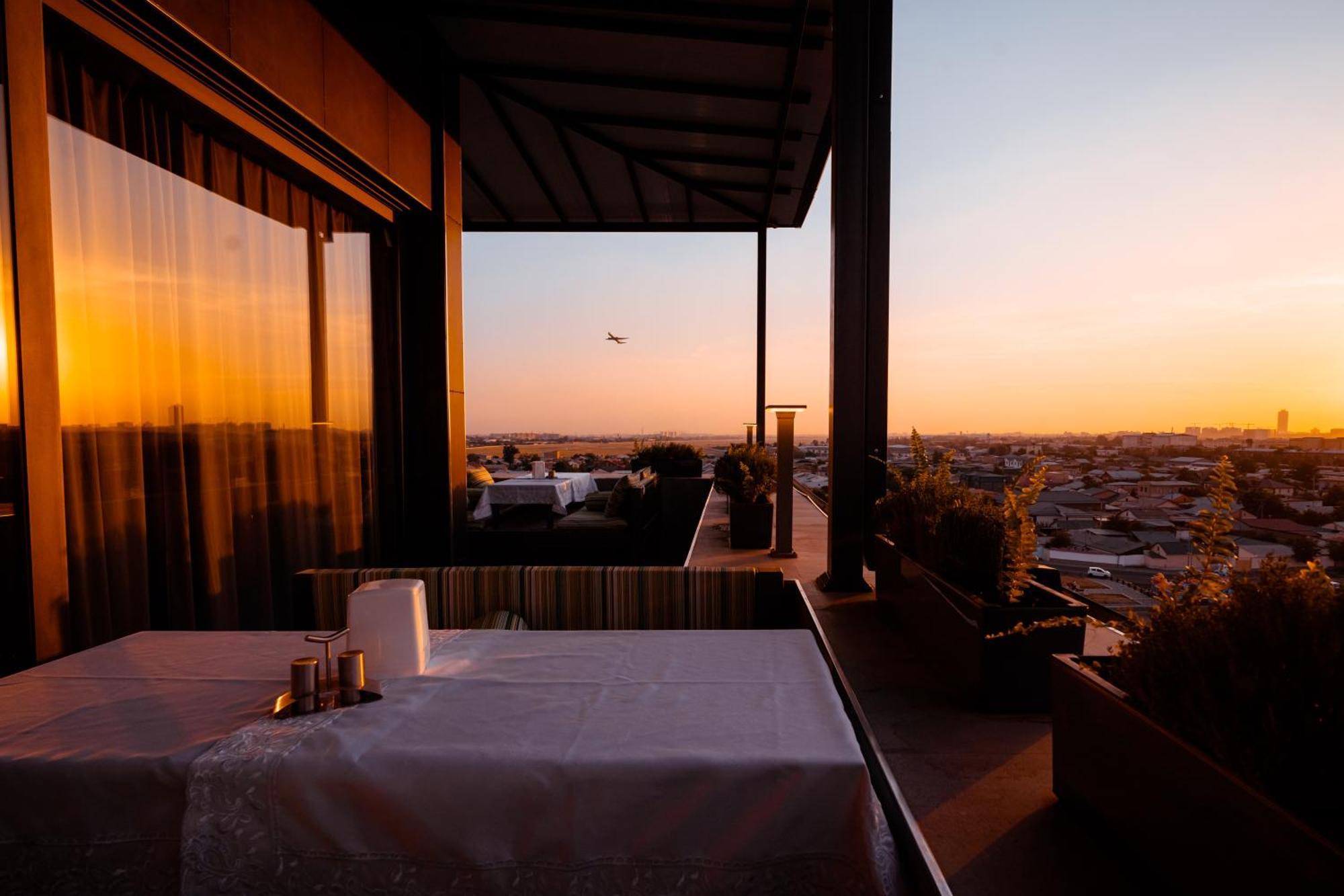 Harmony Hotel Tashkent Luaran gambar