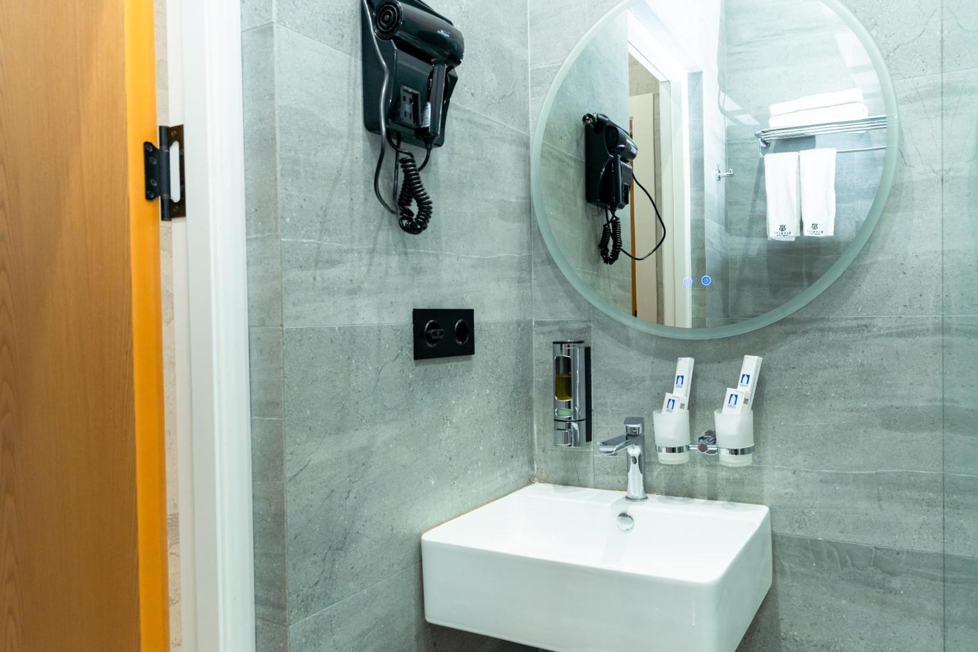 Harmony Hotel Tashkent Luaran gambar