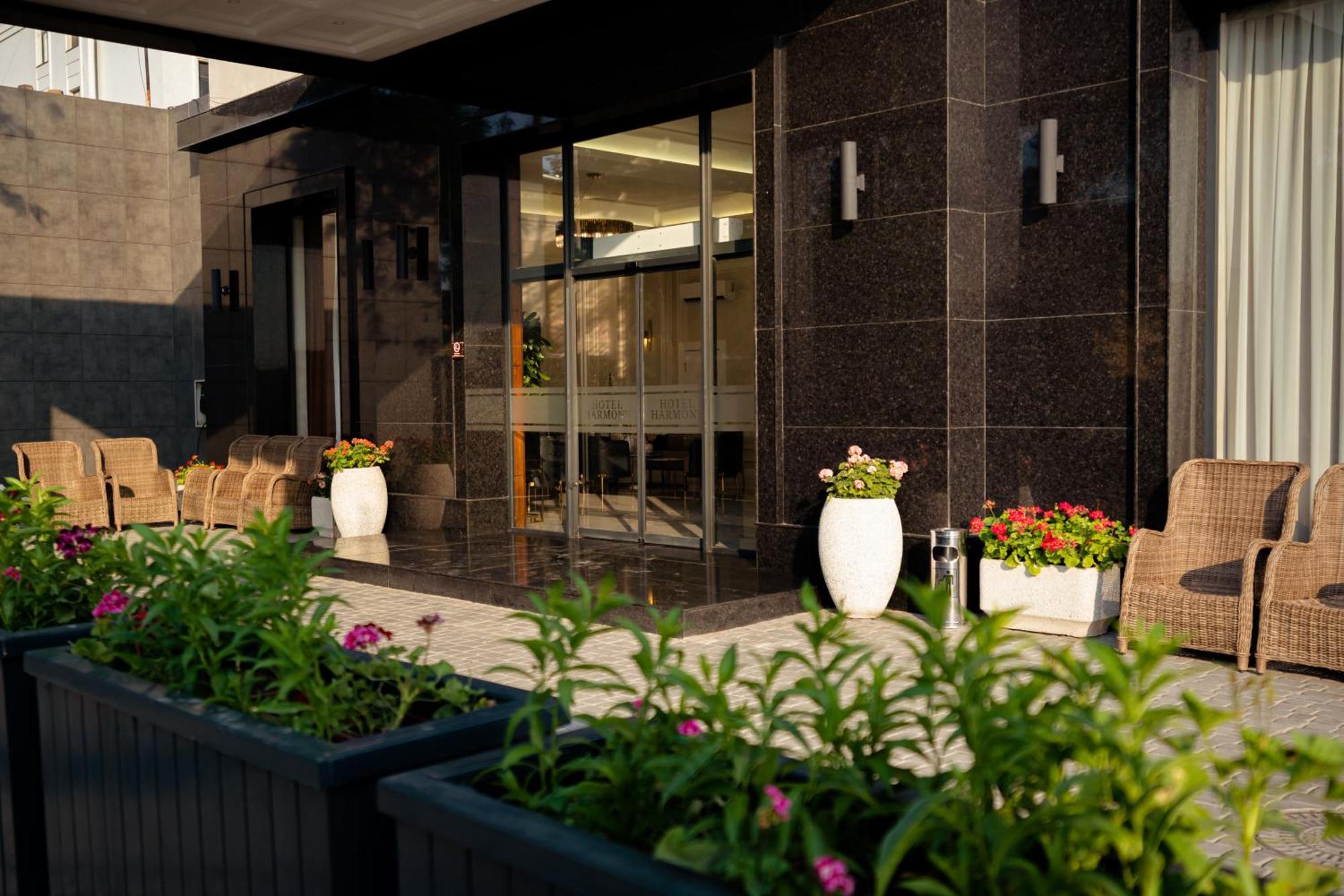 Harmony Hotel Tashkent Luaran gambar