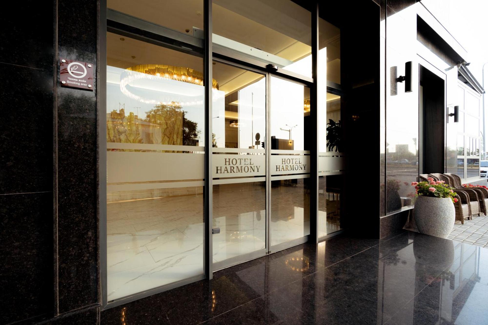 Harmony Hotel Tashkent Luaran gambar